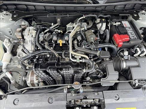 Used 2022 Nissan Altima 2.5 SV image 21