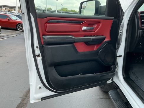 Used 2019 RAM 1500 Rebel w/ Level 2 Equipment Group AWD/4WD image 11