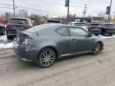 Used 2014 Scion tC image 6