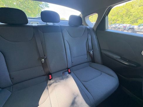 Used 2025 Kia K4 FWD image 35