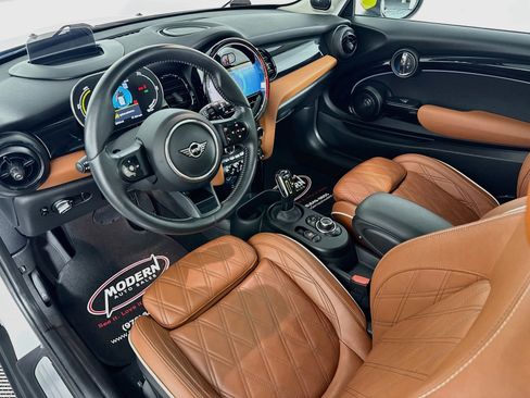 Used 2023 MINI Cooper SE FWD image 8