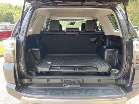 Used 2023 Toyota 4Runner TRD Off-Road Premium w/ Moonroof Package AWD/4WD image 8