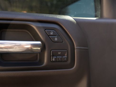 Used 2019 GMC Sierra 1500 SLT w/ SLT Premium Plus Package image 35