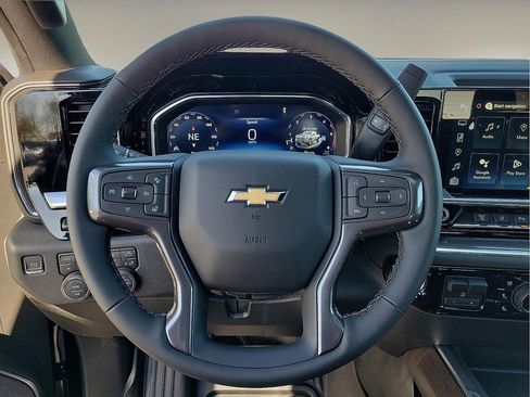 Used 2025 Chevrolet Silverado 2500 High Country w/ High Country Premium Package image 19