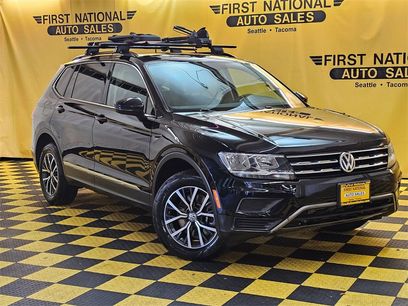 Used 2020 Volkswagen Tiguan SE w/ Panoramic Sunroof Package