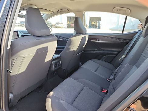 Used 2025 Toyota Camry LE FWD image 9