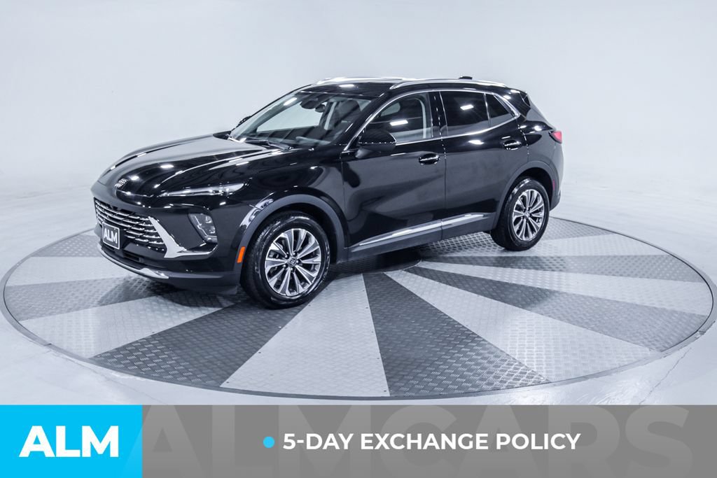 Used 2024 Buick Envision Preferred AWD/4WD image 3
