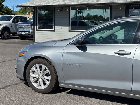Used 2025 Chevrolet Malibu LT FWD image 6