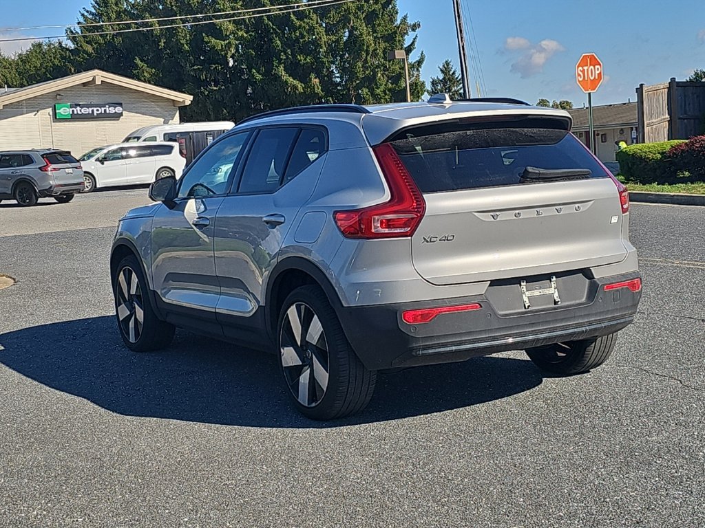 Used 2023 Volvo XC40 Recharge Ultimate AWD/4WD image 15