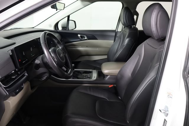 Certified 2025 Kia Carnival FWD image 14