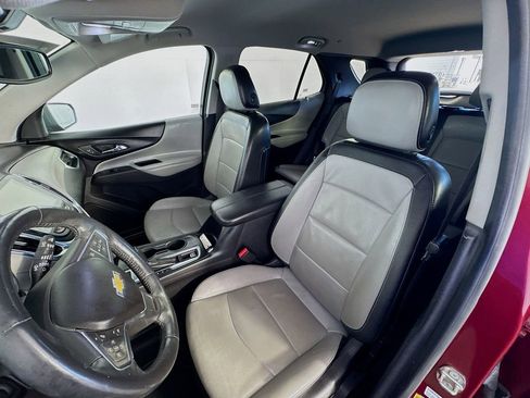 Used 2018 Chevrolet Equinox Premier image 21