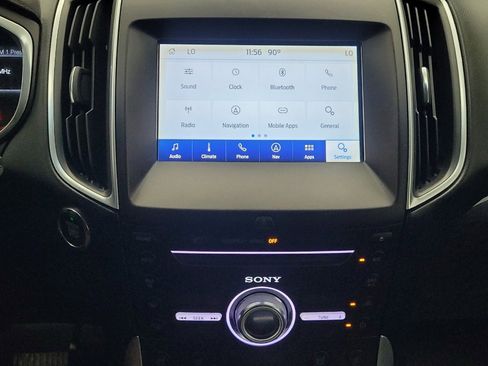 Used 2017 Ford Edge Titanium w/ Equipment Group 302A FWD image 25
