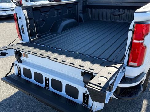 New 2026 Chevrolet Silverado 2500 LT w/ Z71 Chrome Sport Edition image 6