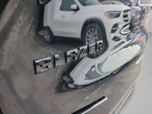 Used 2025 Chevrolet Blazer RS FWD image 35