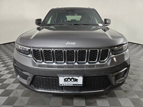 New 2025 Jeep Grand Cherokee Laredo X w/ Trailer Tow Package image 9