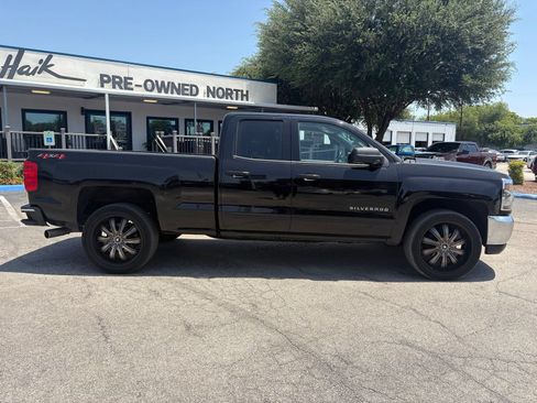 Used 2018 Chevrolet Silverado 1500 LT w/ All Star Edition AWD/4WD image 2