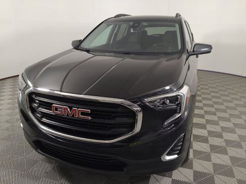 Used 2021 GMC Terrain SLE w/ Driver Convenience Package FWD image 15