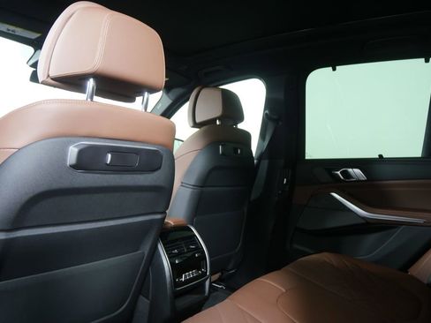 New 2026 BMW X5 sDrive40i w/ M Sport Package RWD image 17