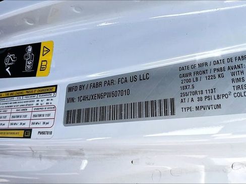 Used 2023 Jeep Wrangler Sahara image 19