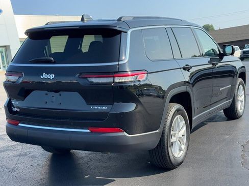 Used 2024 Jeep Grand Cherokee L Laredo w/ Luxury Tech Group I AWD/4WD image 3