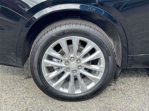 Used 2024 Cadillac XT6 Premium Luxury w/ LPO, Floor Liner Package image 9