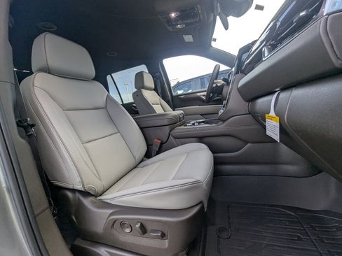 New 2026 GMC Yukon Elevation image 15