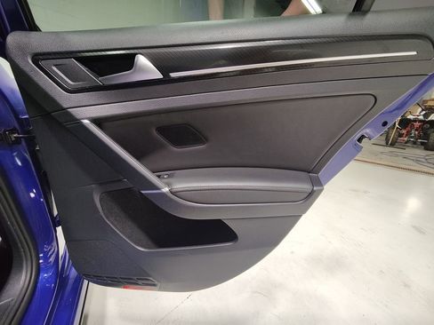 Used 2019 Volkswagen Golf R 4-Door image 15