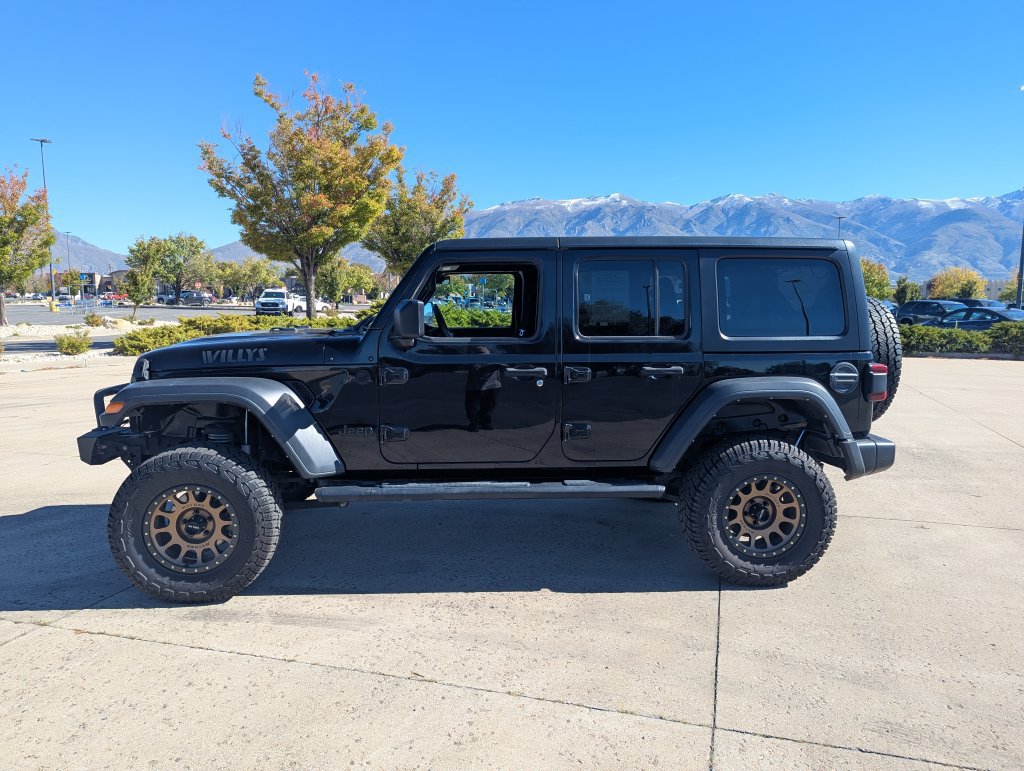 Used 2021 Jeep Wrangler Unlimited Sport AWD/4WD image 7