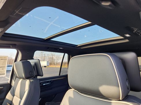 New 2026 Chevrolet Tahoe Premier image 19