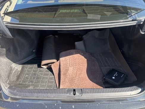 Used 2016 Lexus ES 350 w/ Luxury Package w/Wood Trim image 37