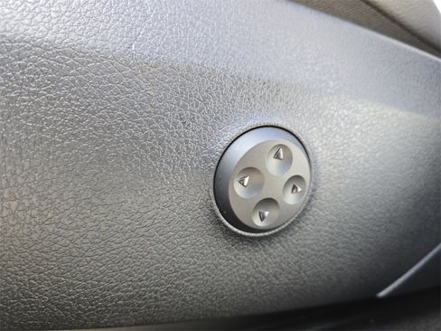 New 2026 Mercedes-Benz GLC 300 GLC 300 image 19