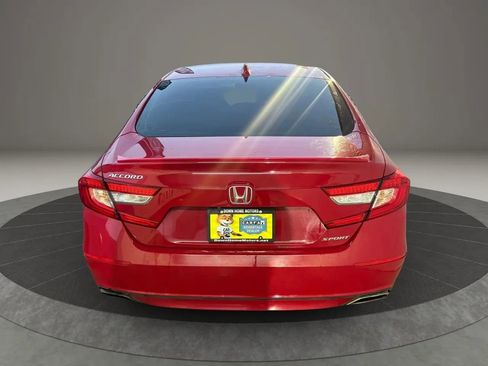 Used 2018 Honda Accord Sport image 6