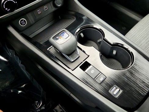 Used 2021 Nissan Rogue S image 16