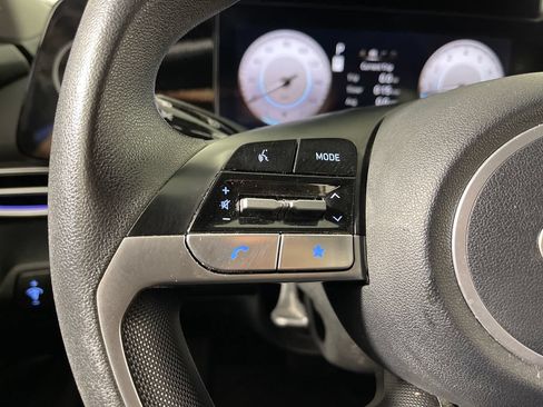 Certified 2024 Hyundai Elantra SEL FWD image 28