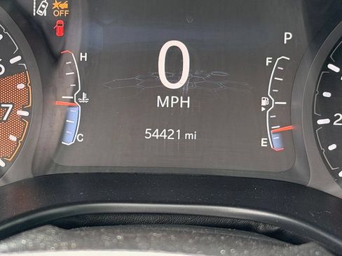 Used 2024 Jeep Compass Latitude AWD/4WD image 34