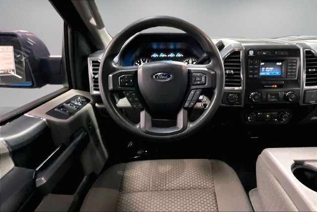 Used 2016 Ford F150 XLT AWD/4WD image 10