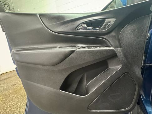 Used 2019 Chevrolet Equinox LT image 22