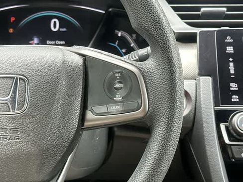 Used 2018 Honda Civic EX image 10