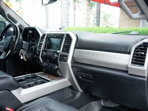 Used 2018 Ford F250 Lariat AWD/4WD image 36