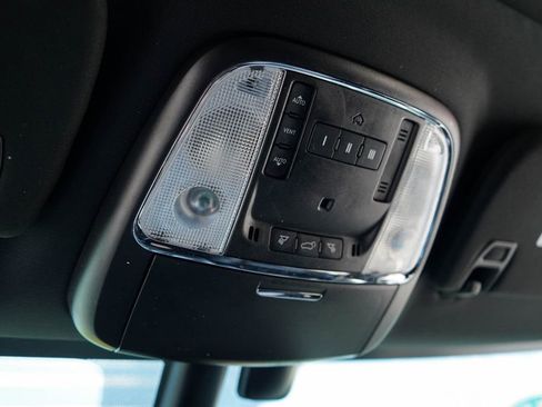 Used 2022 Jeep Grand Cherokee Laredo X AWD/4WD image 11
