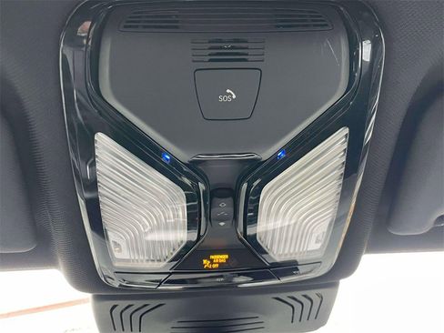 Used 2019 BMW X4 M40i w/ Executive Package image 32