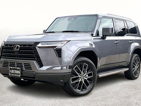 Used 2025 Lexus GX 550 w/ Accessory Package (2T) image 15