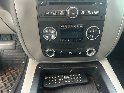 Used 2012 GMC Yukon SLT w/ SLT-2 Equipment Package image 25