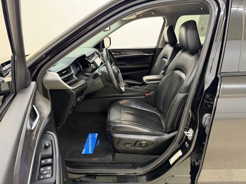 Used 2022 Jeep Grand Cherokee L Limited image 22