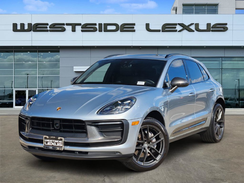 Used 2023 Porsche Macan Turbo AWD/4WD image 1