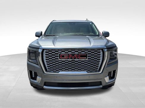 Used 2023 GMC Yukon Denali AWD/4WD image 10