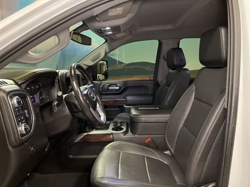 Used 2022 GMC Sierra 2500 SLT w/ SLT Convenience Package image 37