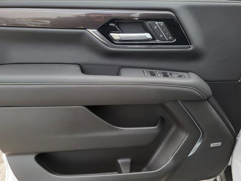 New 2026 GMC Yukon XL Elevation w/ Elevation Premium Package image 7