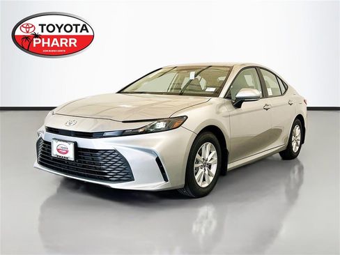 New 2025 Toyota Camry LE image 1