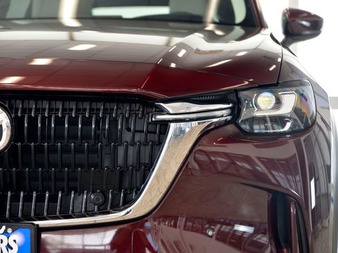 Certified 2024 MAZDA CX-90 Plug-In Hybrid w/ Premium Pkg AWD/4WD image 11
